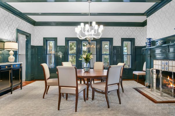 Chandelier, Dining room, Fireplace, Interior