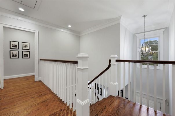 Interior, Pendant Lights, Recessed Lighting, Wood Texture Flooring