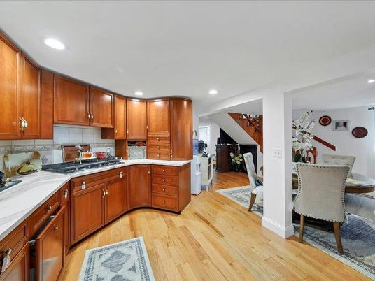 Dining room, Interior, Kitchen, Recessed Lighting, Wood Texture Flooring