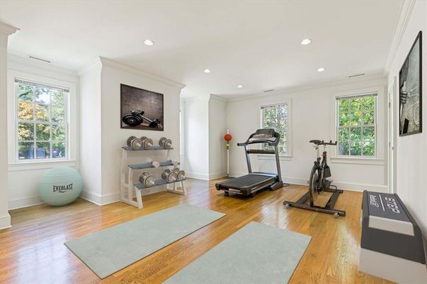 Fitness Equipment, Interior, Recessed Lighting, Wood Texture Flooring