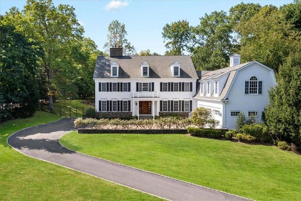 Backyard, Exterior, Facade, Farmhouse