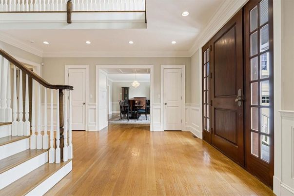 Chandelier, Dining room, Interior, Recessed Lighting, Wood Texture Flooring