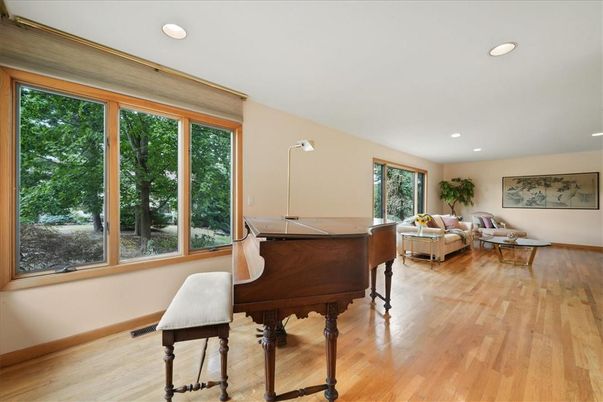 Interior, Living room, Piano, Recessed Lighting, Wood Texture Flooring