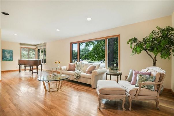 Interior, Living room, Piano, Recessed Lighting, Wood Texture Flooring