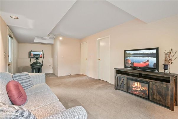 Fireplace, Interior, Living room, Recessed Lighting