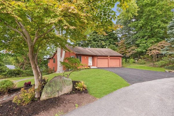 Backyard, Detached Garage, Exterior