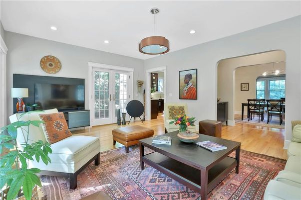 Dining room, Interior, Living room, Pendant Lights, Recessed Lighting, Wood Texture Flooring