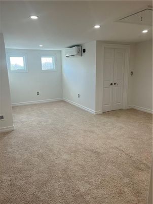 Empty room, Interior, Recessed Lighting