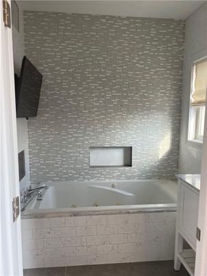 Bathroom, Interior, Stone Walls
