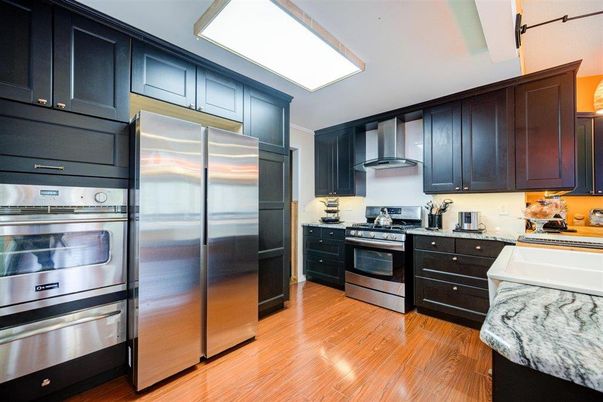 Interior, Kitchen, Stainless Steel Appliances, Wood Texture Flooring