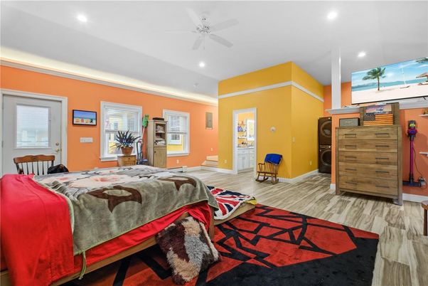 Bedroom, Interior, Recessed Lighting, Wood Texture Flooring