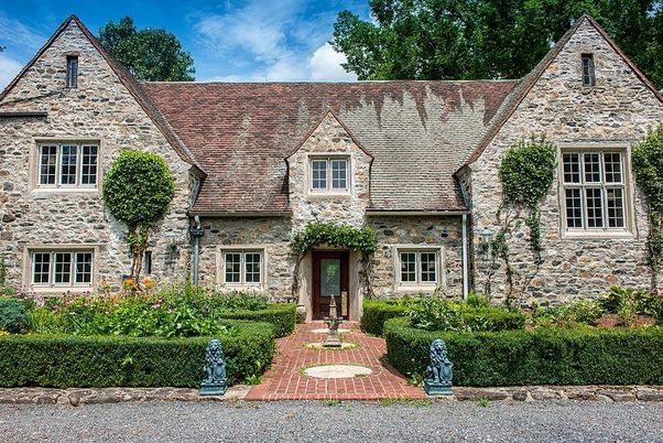 Exterior, Facade, Tudor Revival