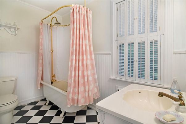 Bathroom, Interior