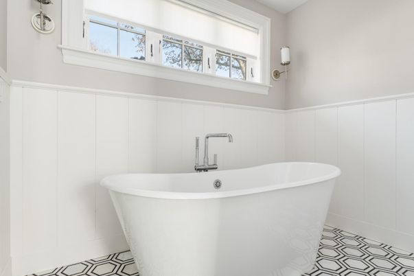 Bathroom, Free Standing Baths, Interior
