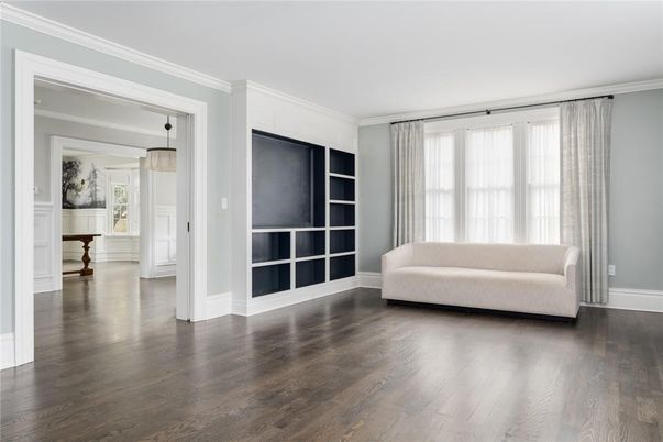 Empty room, Interior, Pendant Lights, Wood Texture Flooring