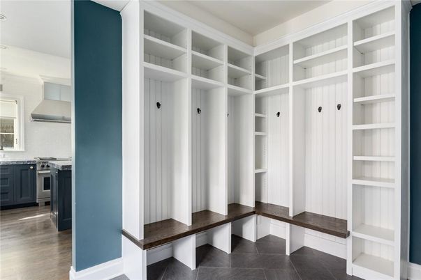 Interior, Walk-in Closets, Wood Texture Flooring