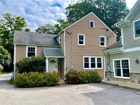 Exterior, Facade, Cape Cod
