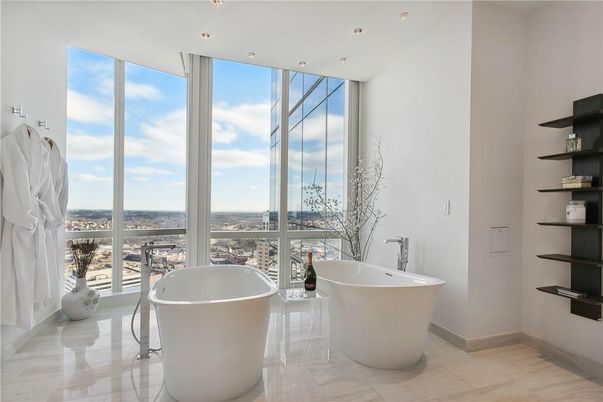 Bathroom, Free Standing Baths, Interior, Marble, Recessed Lighting