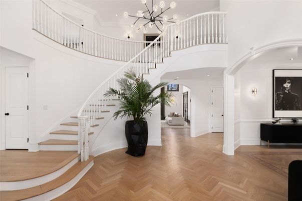 Interior, Pendant Lights, Recessed Lighting, Wood Texture Flooring