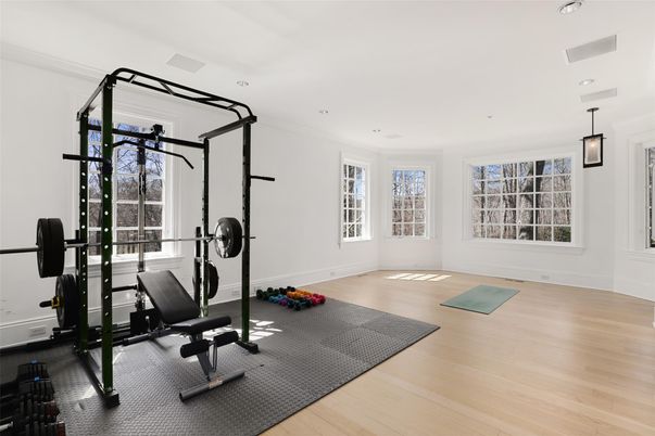 Fitness Equipment, Interior, Pendant Lights, Recessed Lighting, Wood Texture Flooring
