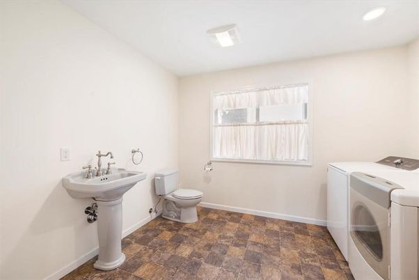 Interior, Recessed Lighting, Washer