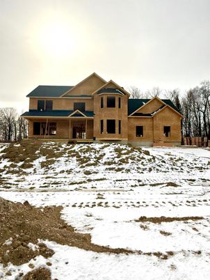 Backyard, Exterior, Facade, Log Home