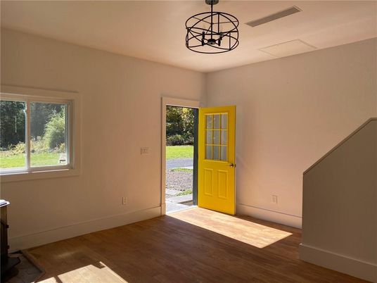 Chandelier, Interior, Wood Texture Flooring