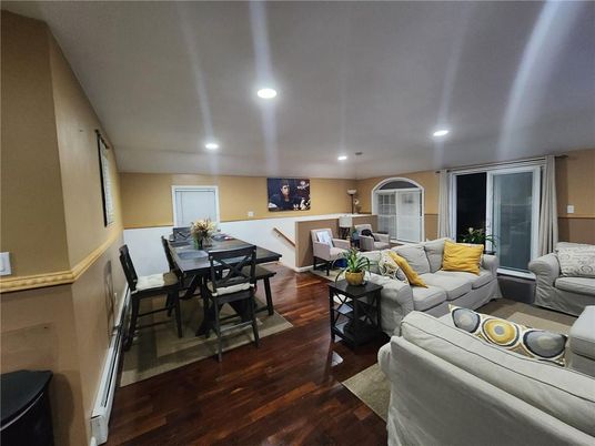 Dining room, Interior, Living room, Recessed Lighting, Wood Texture Flooring
