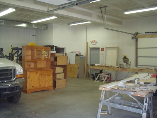 Garage, Interior