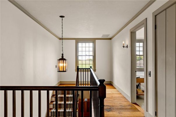 Interior, Pendant Lights, Wood Texture Flooring