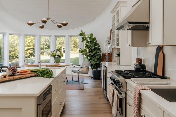 Dining room, Interior, Kitchen, Pendant Lights, Wood Texture Flooring