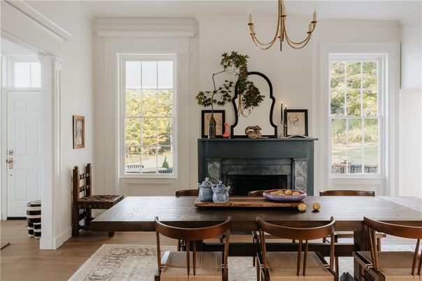 Chandelier, Dining room, Fireplace, Interior, Wood Texture Flooring