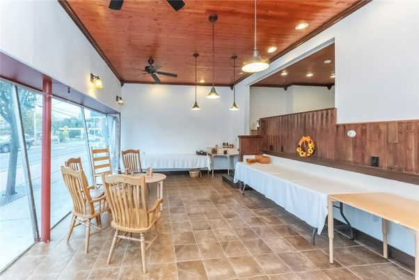 Interior, Pendant Lights, Recessed Lighting, Wooden Ceilings