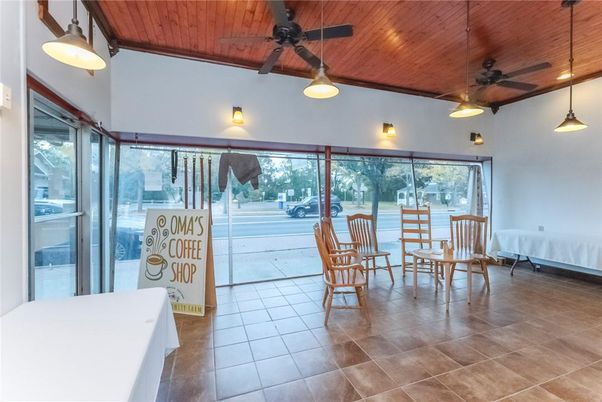 Dining room, Interior, Pendant Lights, Wooden Ceilings