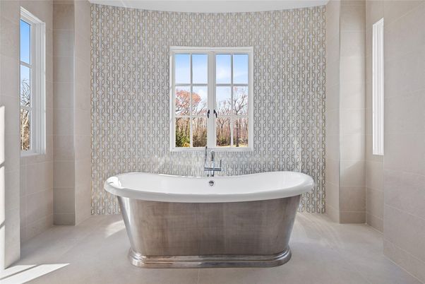Bathroom, Free Standing Baths, Interior