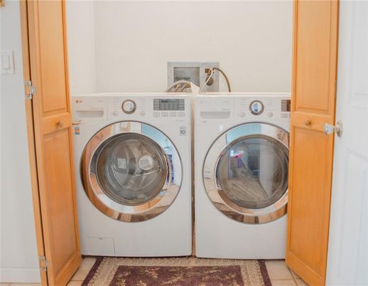 Interior, Utility Closets, Washer