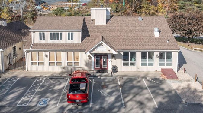 Exterior, Drone