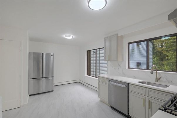 Interior, Kitchen, Marble, Stainless Steel Appliances