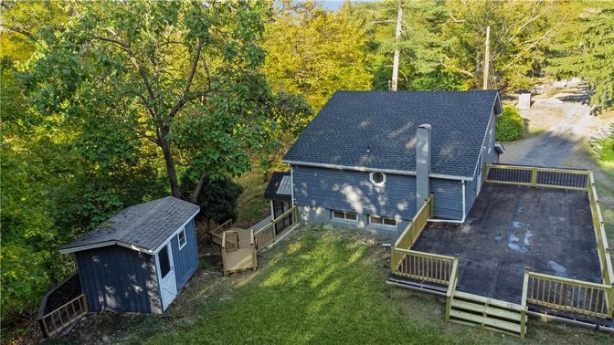 Exterior, Drone