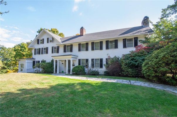 Backyard, Exterior, Facade, Georgian