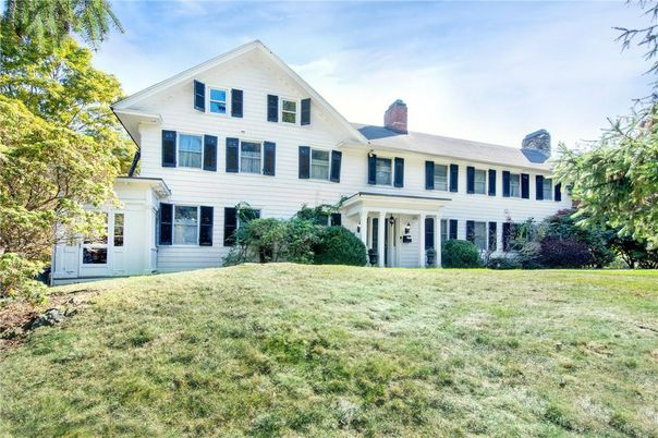 Backyard, Exterior, Facade, Farmhouse