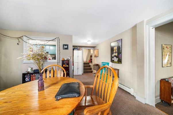 Dining room, Interior
