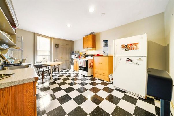 Dining room, Interior, Kitchen, Recessed Lighting