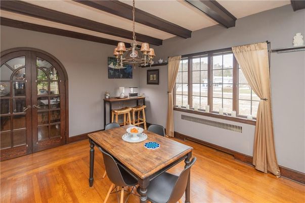 Chandelier, Dining room, Interior, Wooden Beams, Wood Texture Flooring