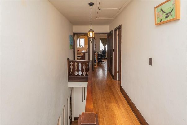 Interior, Pendant Lights, Wood Texture Flooring
