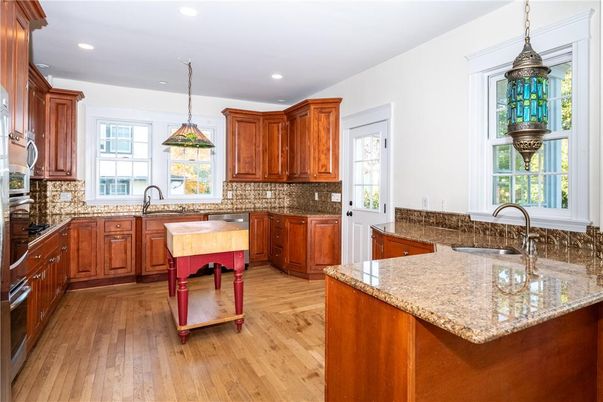 Interior, Kitchen, Pendant Lights, Recessed Lighting, Wood Texture Flooring