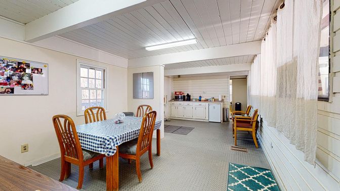 Dining room, Interior