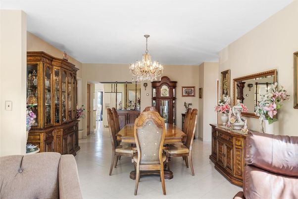 Chandelier, Dining room, Interior