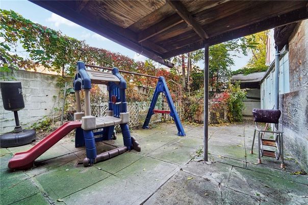 Backyard, Exterior, Playground