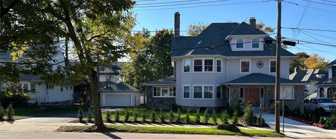 Detached Garage, Exterior, Facade, Queen Anne Victorian